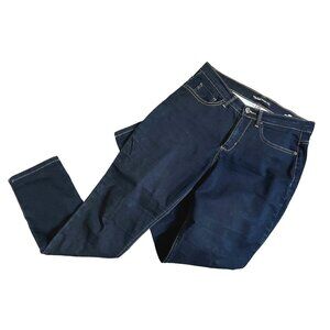 Lee Platinum Label Dark Wash Easy Fit Skinny Leg Jean Sz 8 Short Womens MidRise